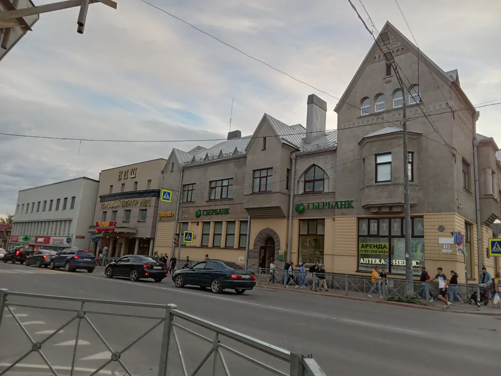 Уникальная большая квартира в историческом центре — аренда посуточно в Сортавала