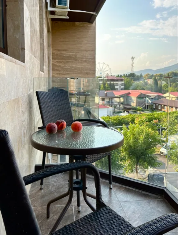 Квартира Шикарная квартира море в 50 метрах от комплекса — Лазаревское