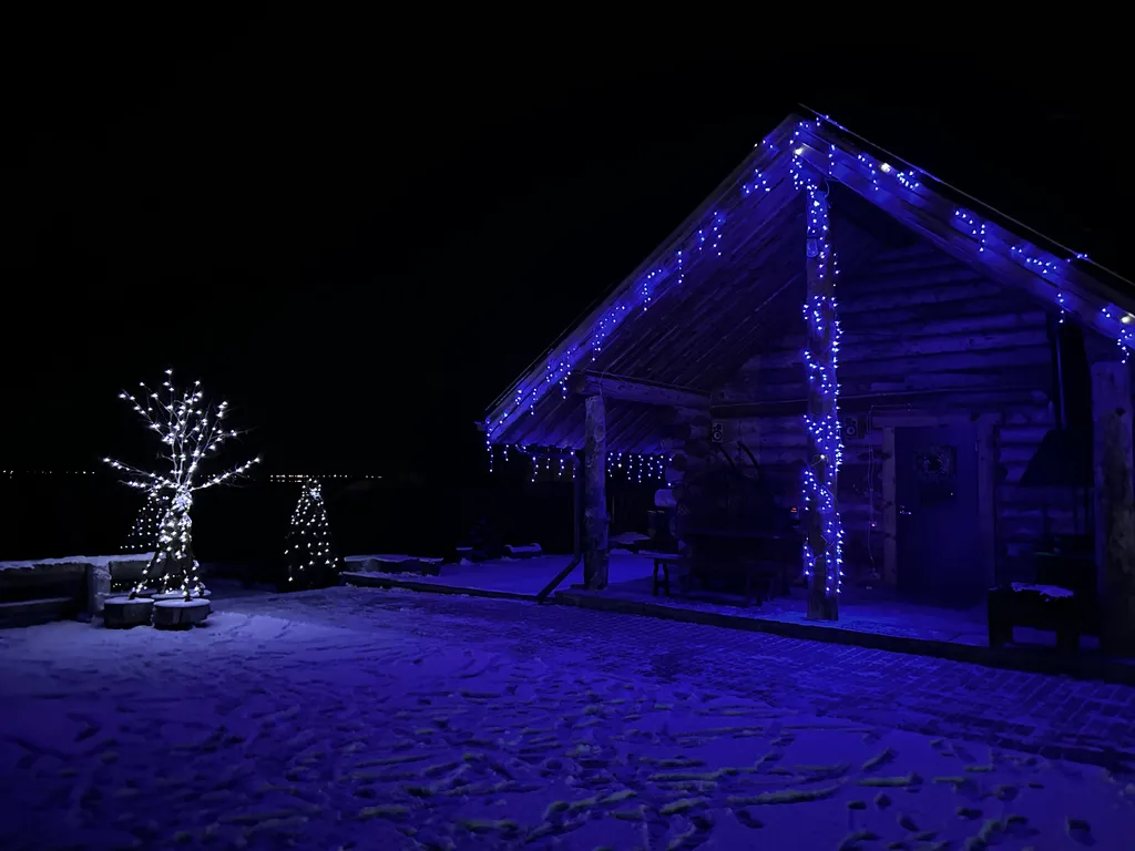 Дом на берегу озера рядом с Петрозаводском