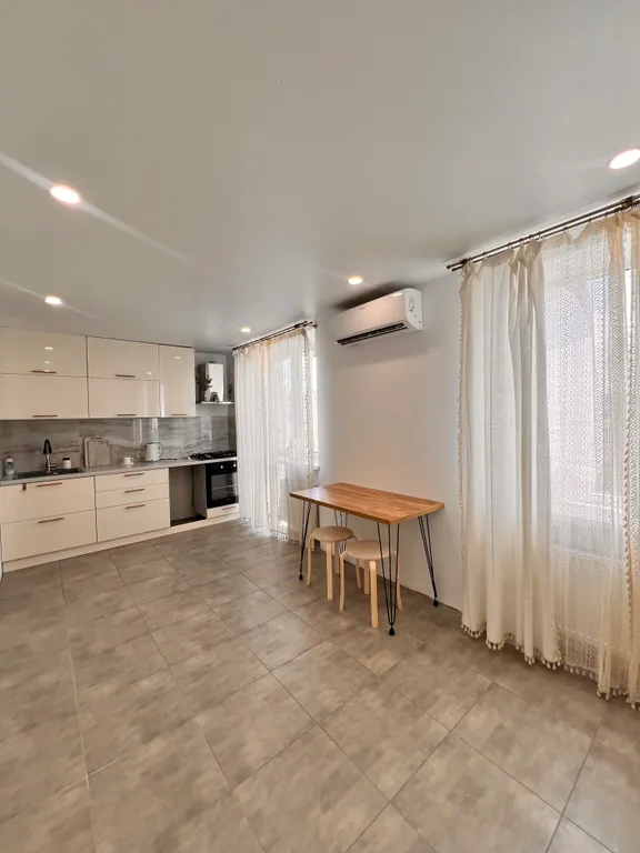 Уютная квартира с видом на Белую Скалу