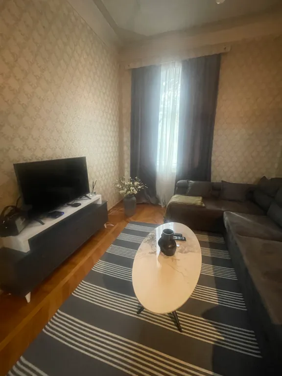 Апартаменты с балконом рядом с парком Ваке