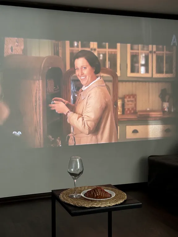 Студия с балконом в центре