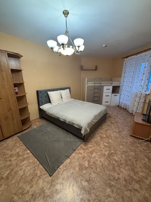 Двухкомнатная просторная квартира — аренда посуточно в Владимир