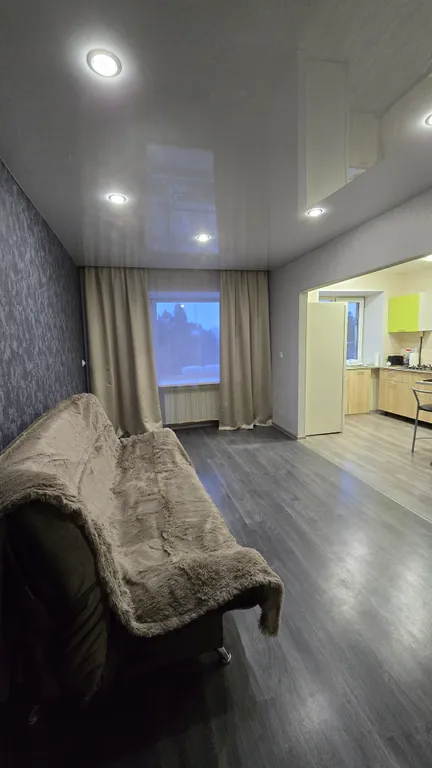 Квартира Квартира Уютная студия в центре городка нефтяников — Омск