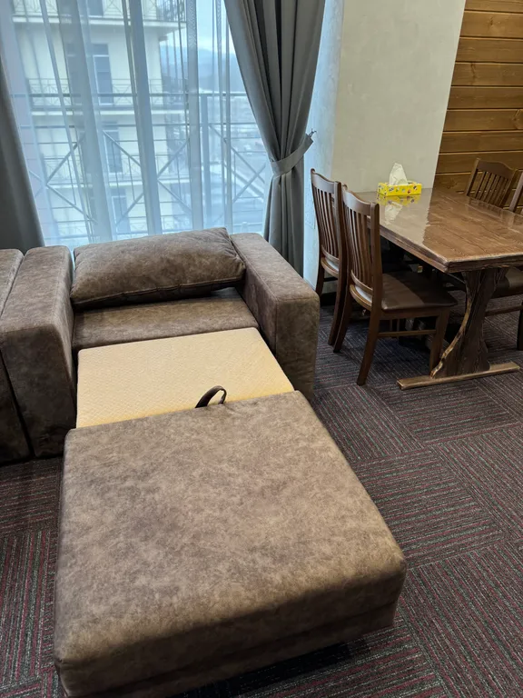 Студия и спальня с панорамными окнами