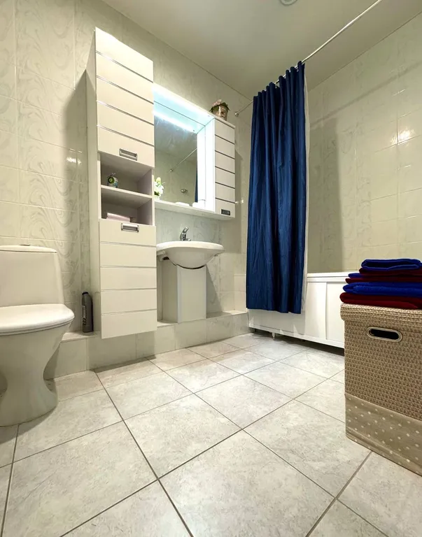 Комфортная двухкомнатная квартира на 23 этаже