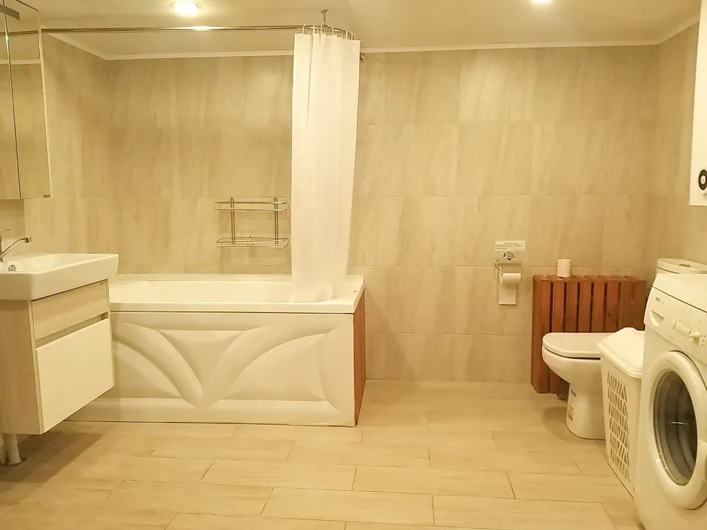 Дом у набережной