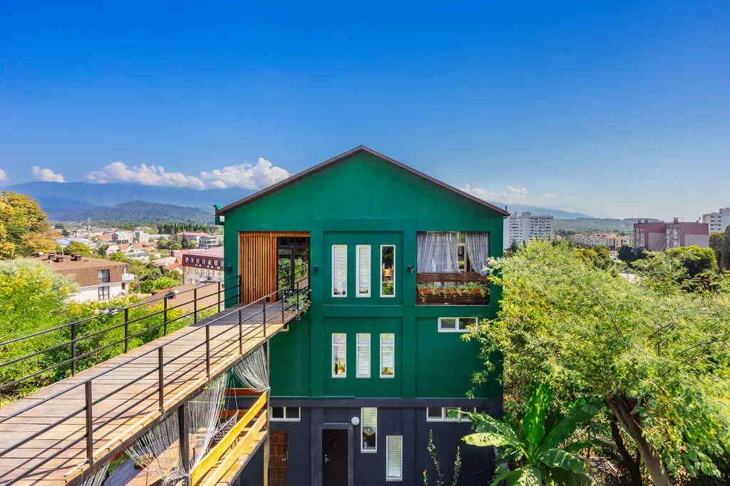 Коттедж Квартира с видом на сад и горы — Сочи