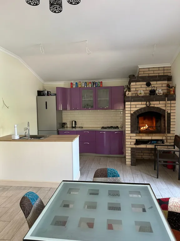 Дом с баней на берегу реки в 10 минутах от центра города