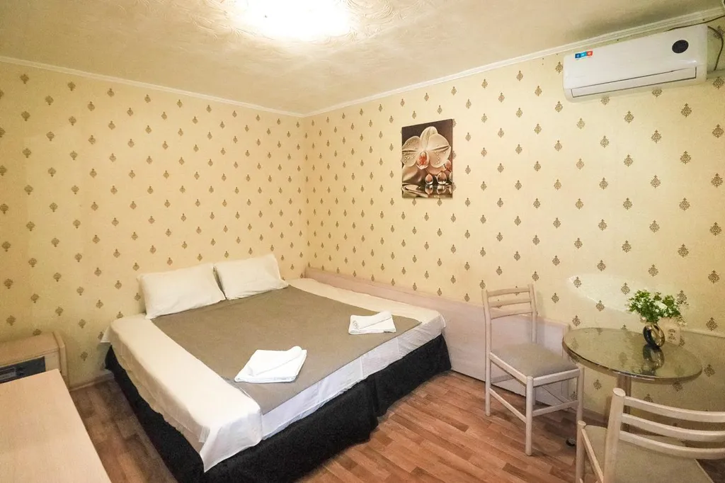 Уютная комната у моря