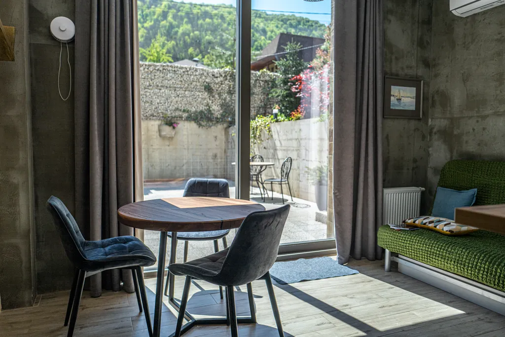 2-х комнатные апартаменты с выходом на патио