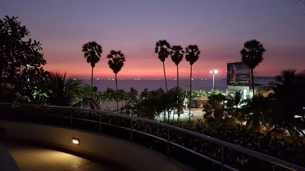 Студия с фронтальным видом на море, пляж Джомтьен