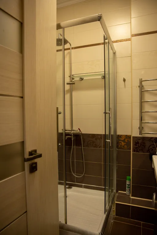 Желтые лимоны