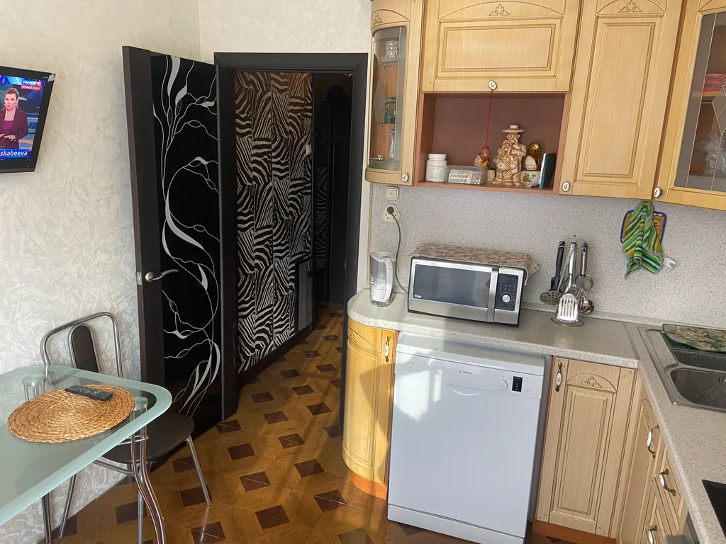 Чистая, уютная квартира в центре города, с хорошим ремонтом