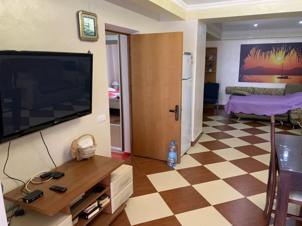 Апартаменты со своим двором