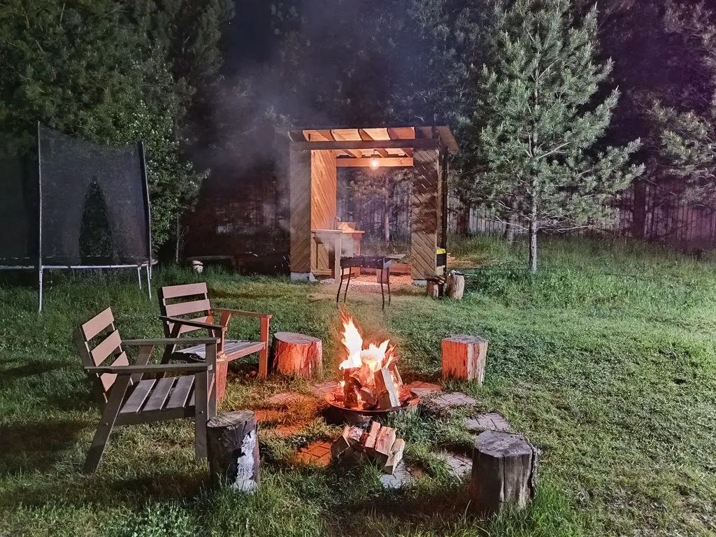 Домик с баней и купелью на дровах на участке 20 соток
