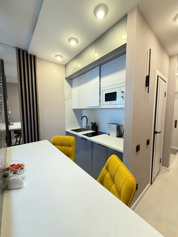 Квартира с видом на озеро