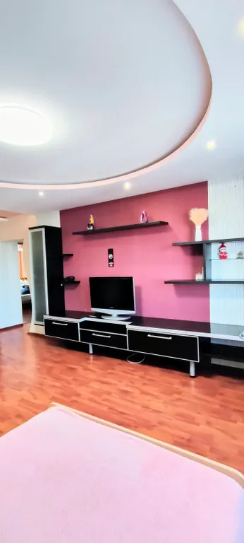 Трёхкомнатная в центре, 4 раздельных спальных места