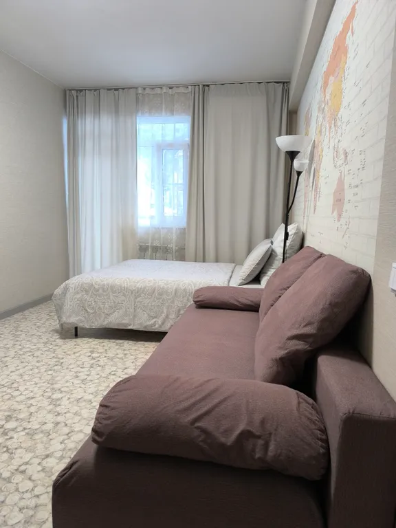 Квартира с балконом и видом на горы