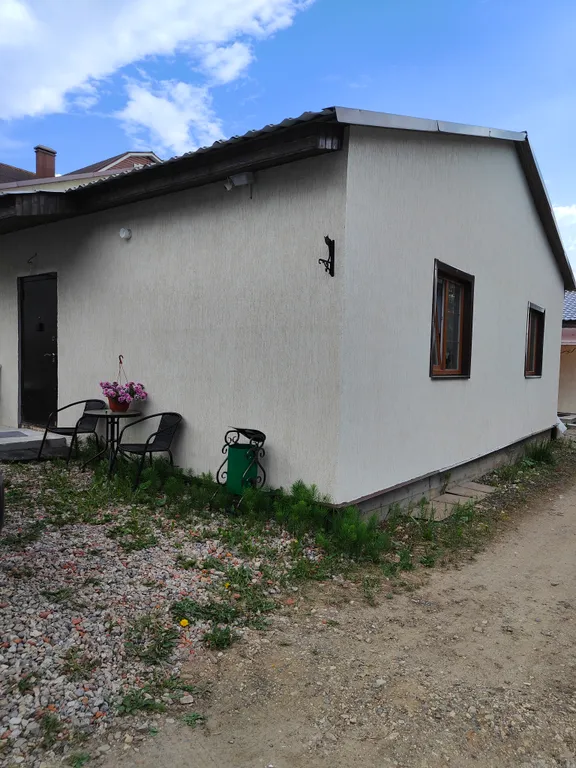 Прекрасный домик, на окраине города