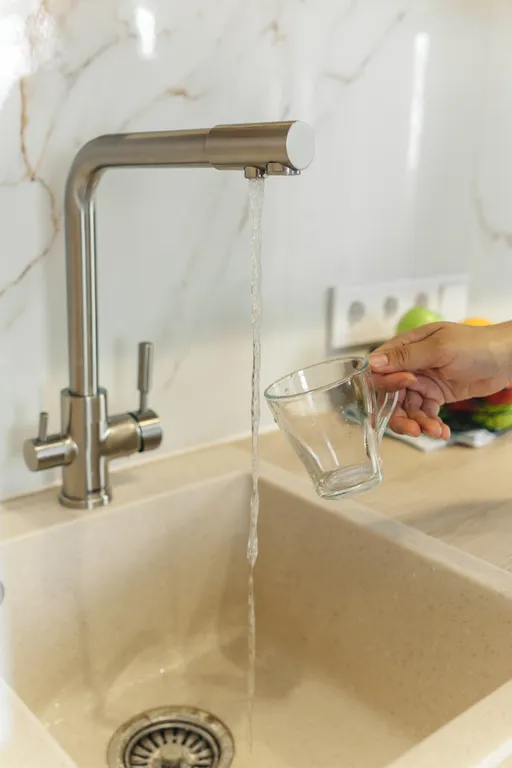 Видное Место в центре с видом на Волгу и стадион Спартак