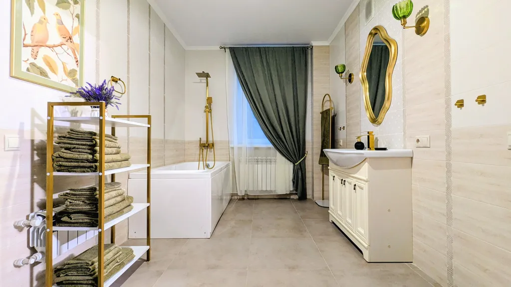 Дом с бассейном, сауной и бильярдом