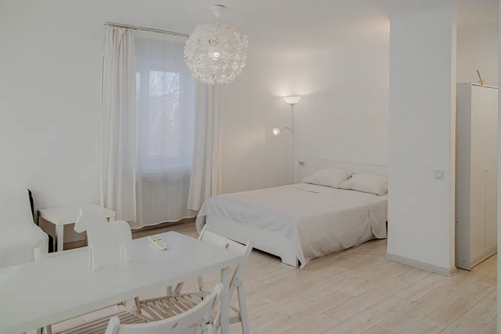 Белоснежная квартира рядом с парком Пушкина