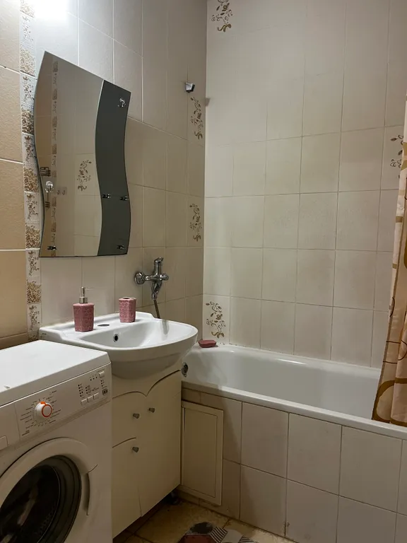 Большая 2-комнатная квартира