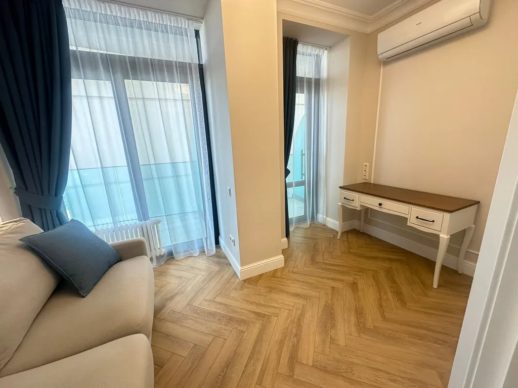 Трехкомнатные апартаменты рядом с морем