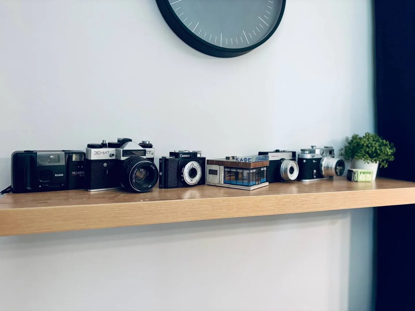 Фото