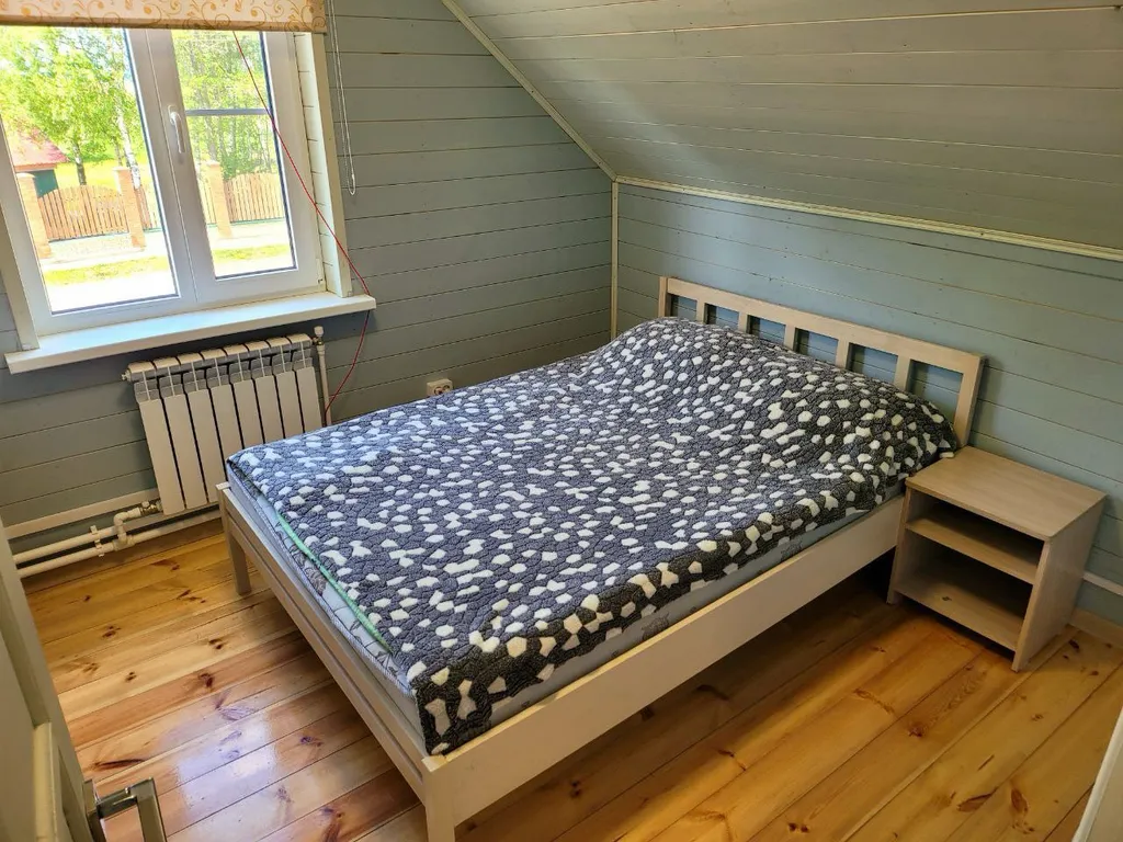 Дом с сауной в 200 метрах от озера, с 5 спальнями, качелями и мангалом