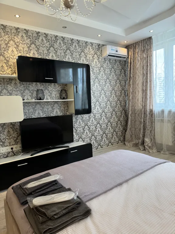 Современная уютная квартира возле большого торгового центра