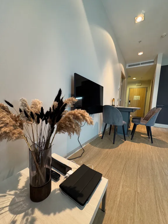 Апартаменты в центре Сочи с прямым видом на море