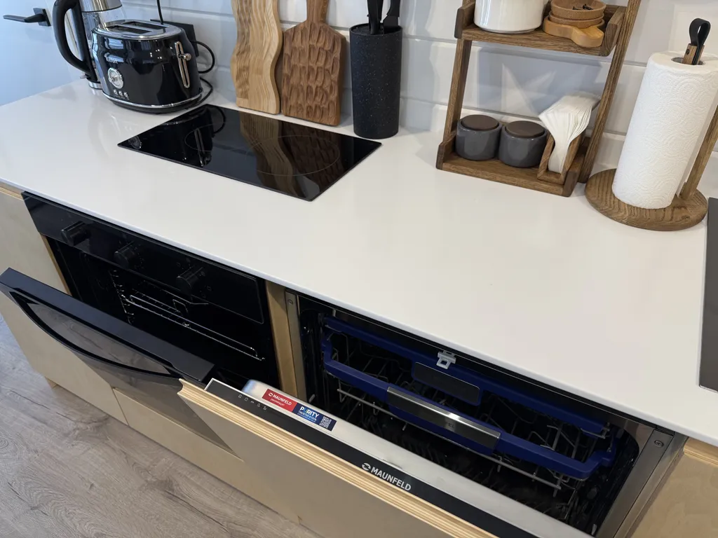 Дом у лесного озера с баней и чаном под Переславлем-Залесским