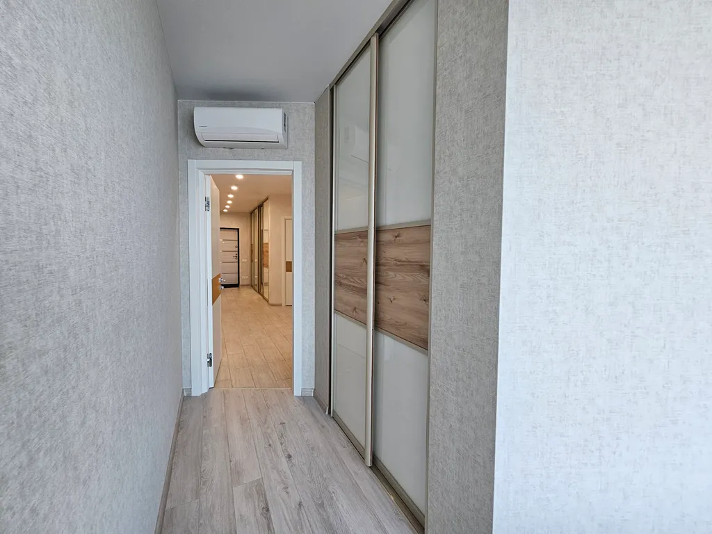 3х.ком.кв. 105 м.кв в ЦЕНТРЕ с видом на море и город, р-он ФУНИКУЛЁРА