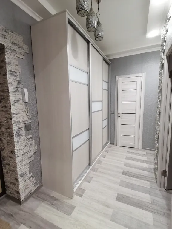 Квартира Квартира Просторная евродвушка в районе аэропорта — Хабаровск