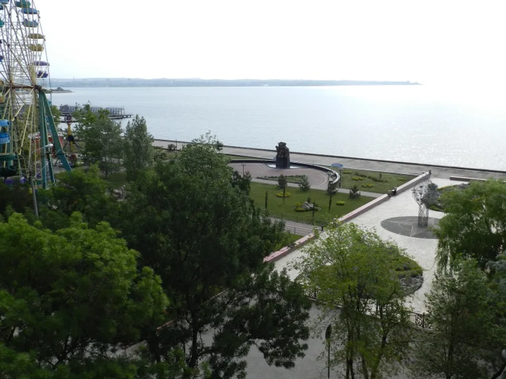 2-комнатная Квартира — аренда посуточно в Керчь