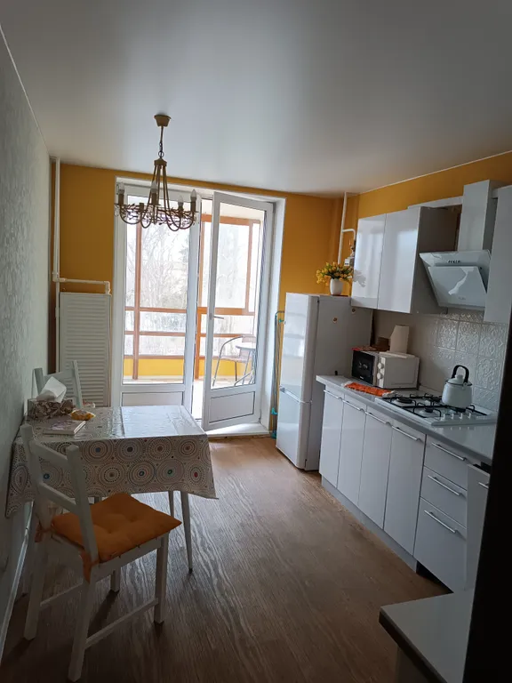 Квартира у озера с террасой