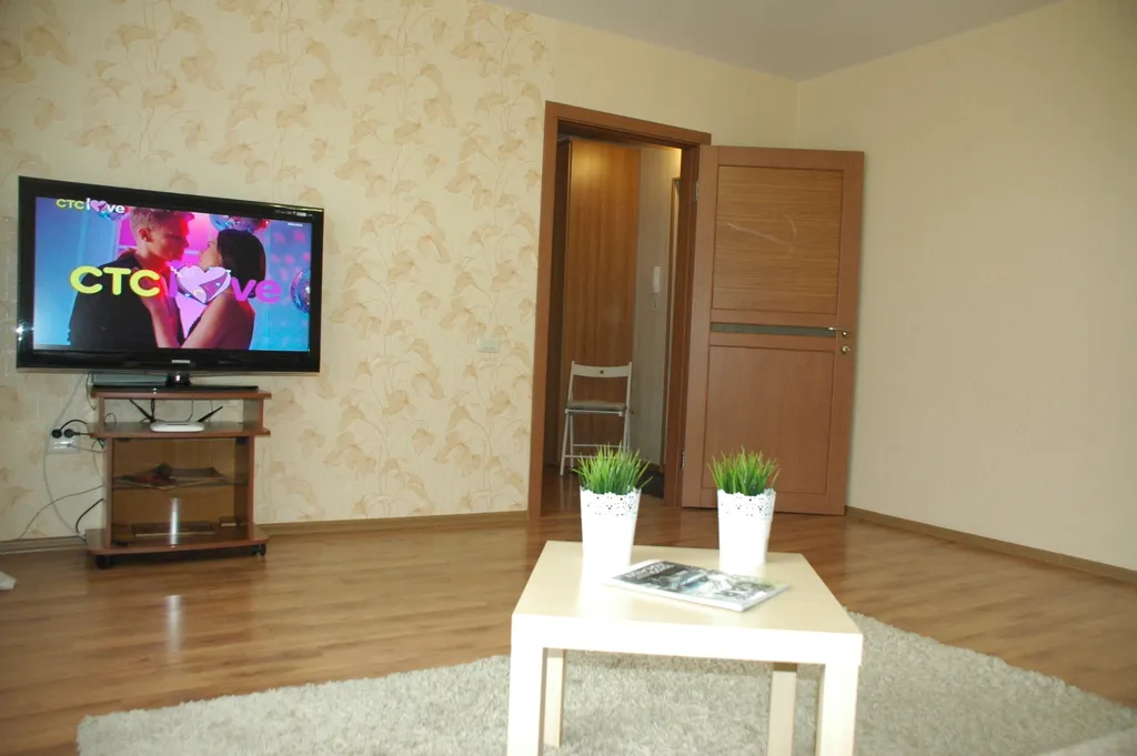 Квартира 2комнатная шесть спальных мест — аренда посуточно в Кемерово