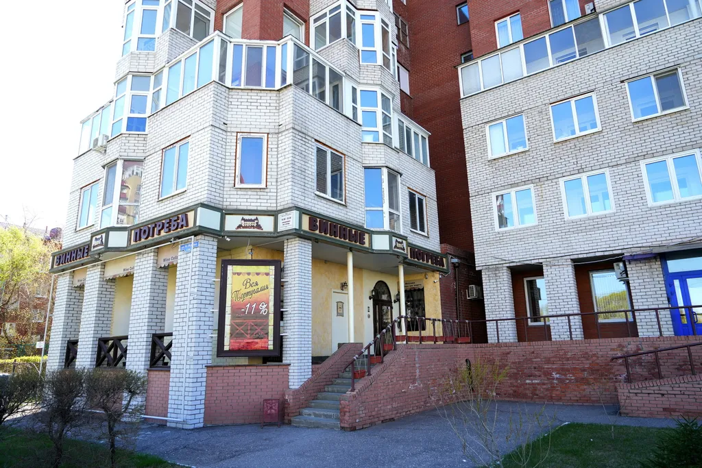 Панорамные апартаменты с видом на Иртыш