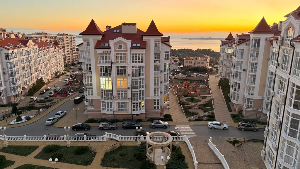 Квартира Дизайнерская квартира с видом на море — Геленджик