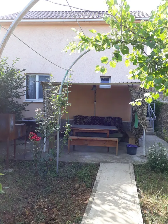 Домик у моря