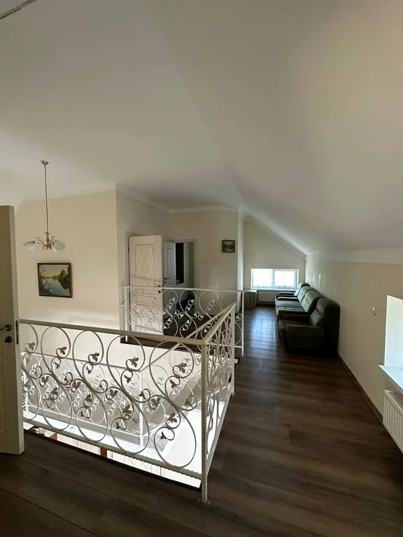 Уютный дом в березовой роще, на первой линии у моря