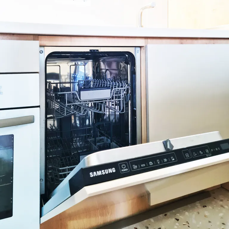 Комфорт и вид на море Отдельная спальня Гостиная Кухня Балкон