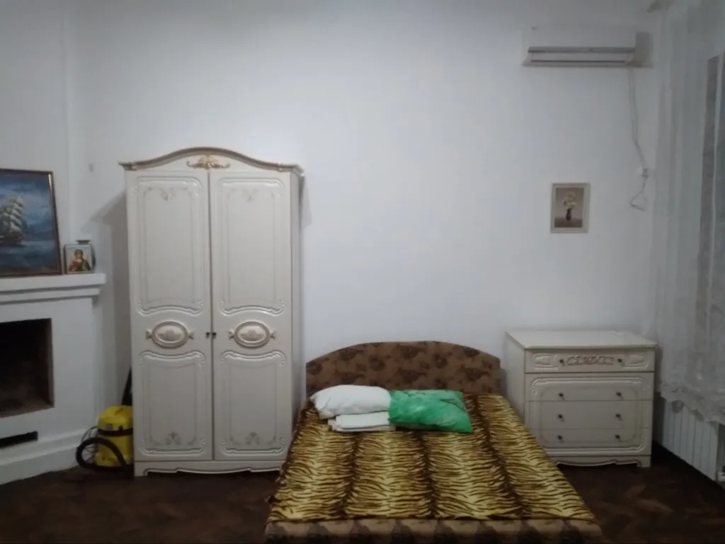 Квартира 2-комнатная Квартира — Евпатория