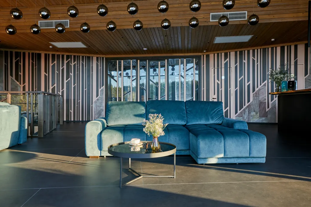 Полулюкс с кроватью размера king-size видом на озеро