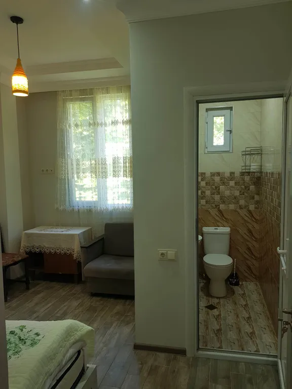 Коттедж 2-комнатный Дом — Батуми