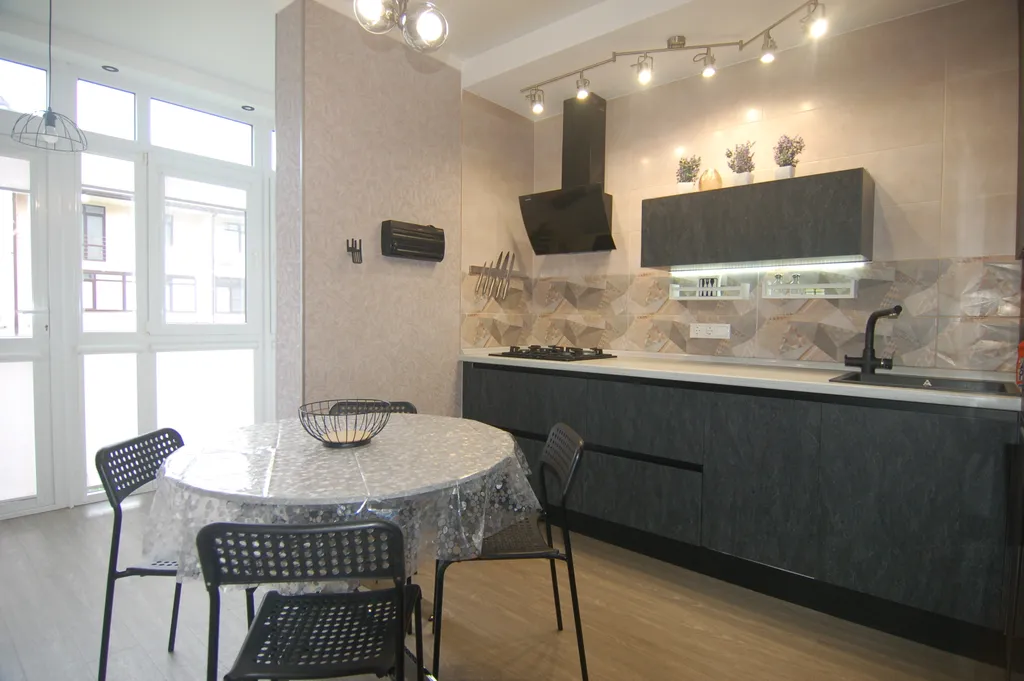 Полноценная стильная двушка рядом пляж Факел