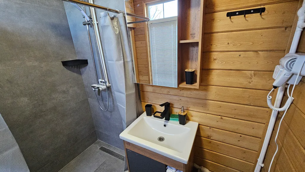 Домик "Лесная Сказка" с видом на море и лес в Анапе