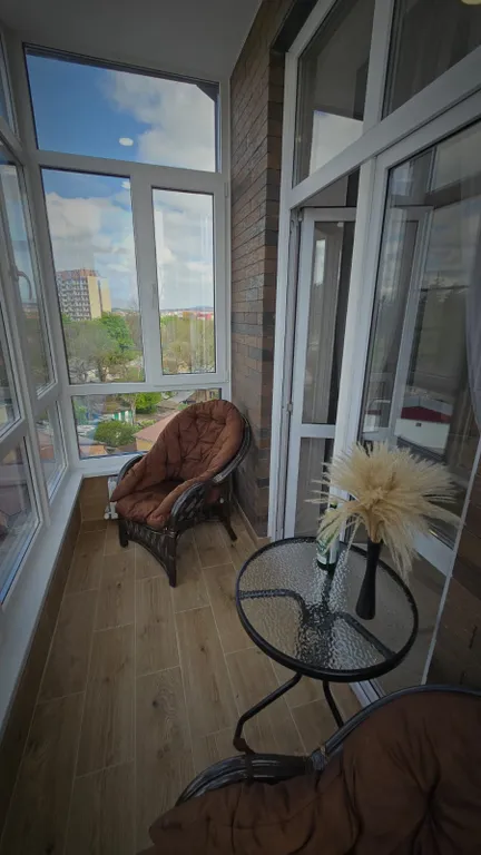 Уютная квартира в центре города с видом на курортный парк